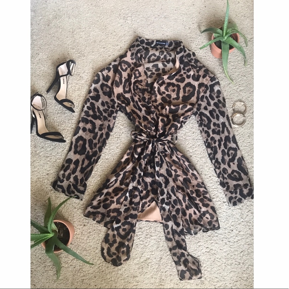 PrettyLittleThing Wrap Style Leopard Print Dress